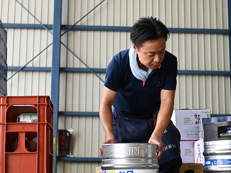 業務用酒類食品卸売のサムネイル