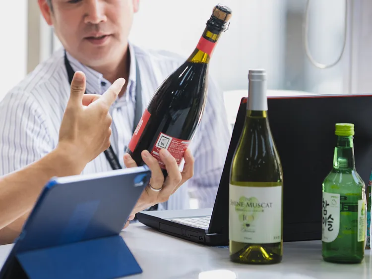 厨房・外観設計＆メニュー開発